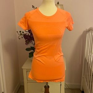 Lululemon Short Sleeve Orange Performance Tee